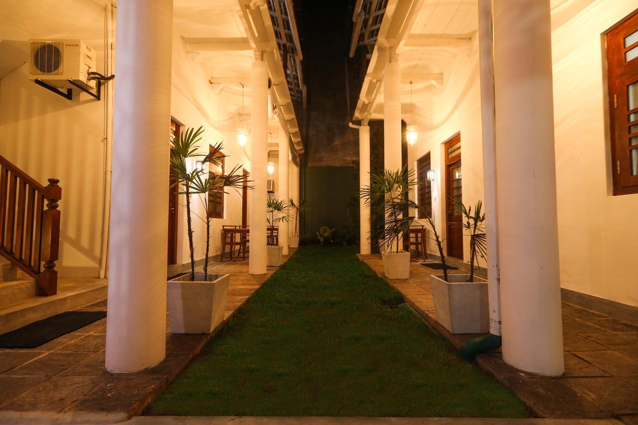 Knight Inn - Galle Fort Екстер'єр фото